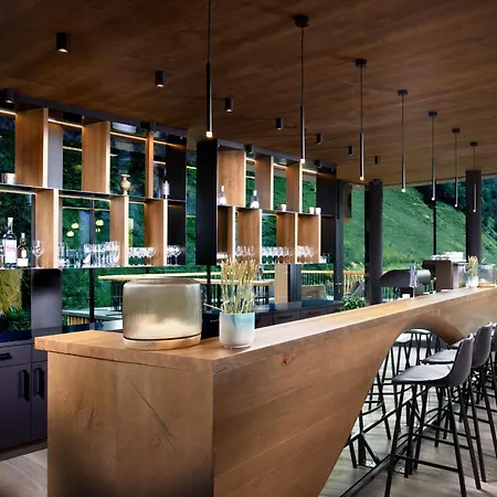 Hotell Zillergrundrock - Luxury Mountain 4*