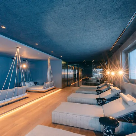 Zillergrundrock Luxury Mountain 4* Mayrhofen