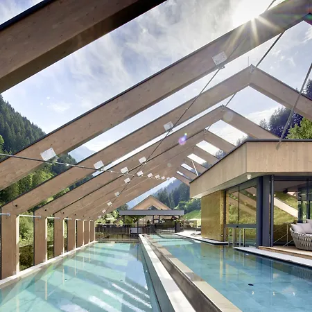 Hotel Zillergrundrock Luxury Mountain 4*