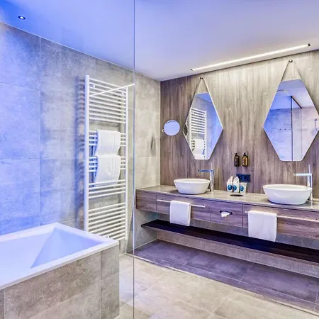 Hotel Zillergrundrock Luxury Mountain 4*