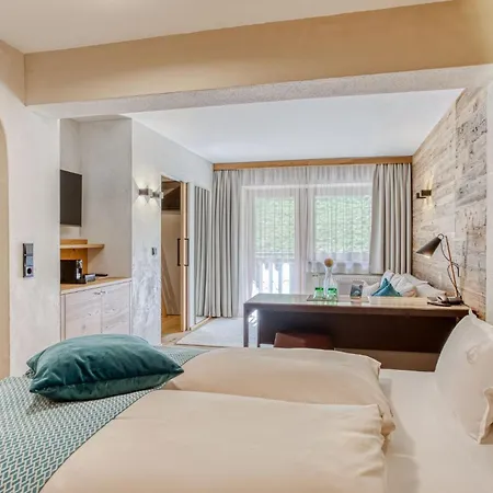 Zillergrundrock Luxury Mountain Hotel Mayrhofen