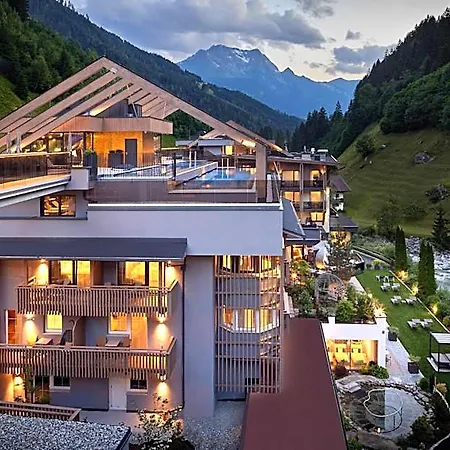 Zillergrundrock Luxury Mountain Hotel Mayrhofen